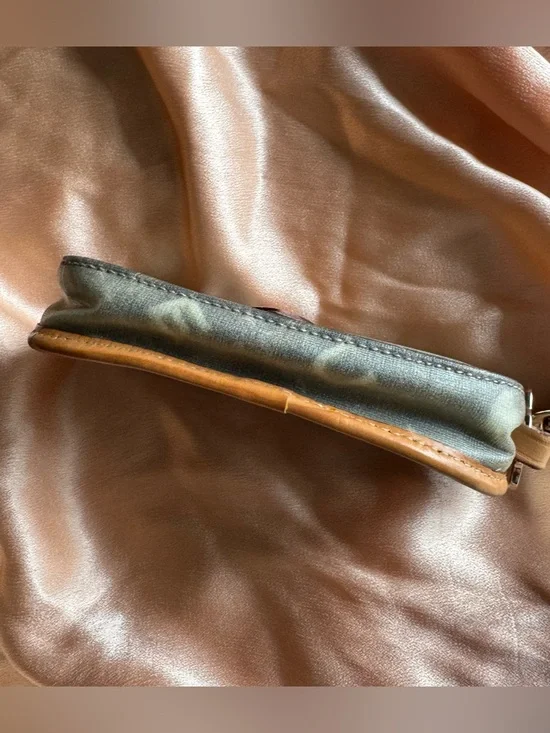 Vintage Dooney and Burke Classic Logo Wristlet Mini Bag with tan trim - Picture 3 of 7